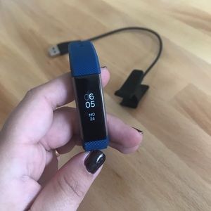 Fitbit Alta with Charger - Blue band Size Small